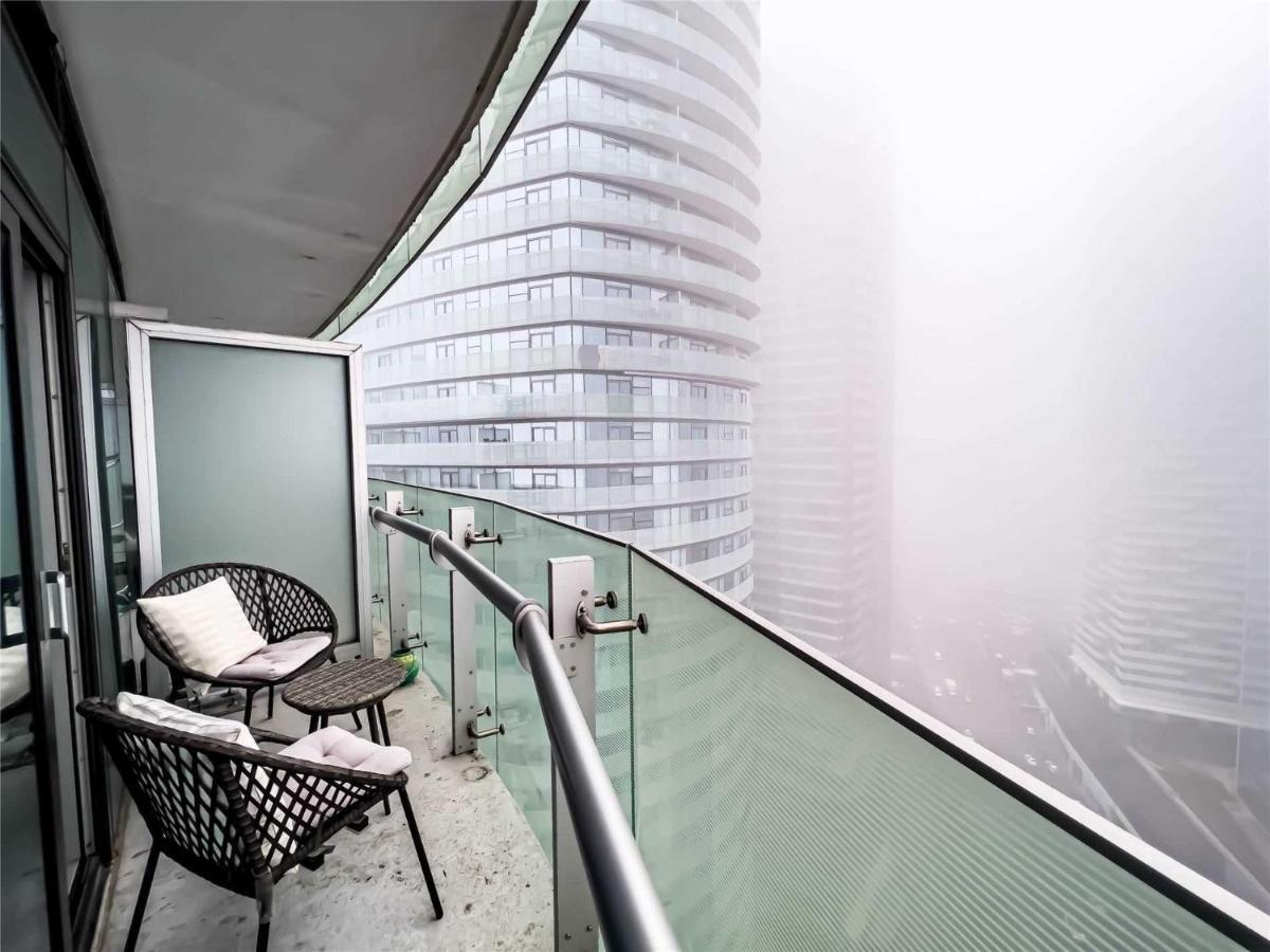 Luxury Condo In The Heart Of Toronto - Next To Scotiabank Arena Zewnętrze zdjęcie