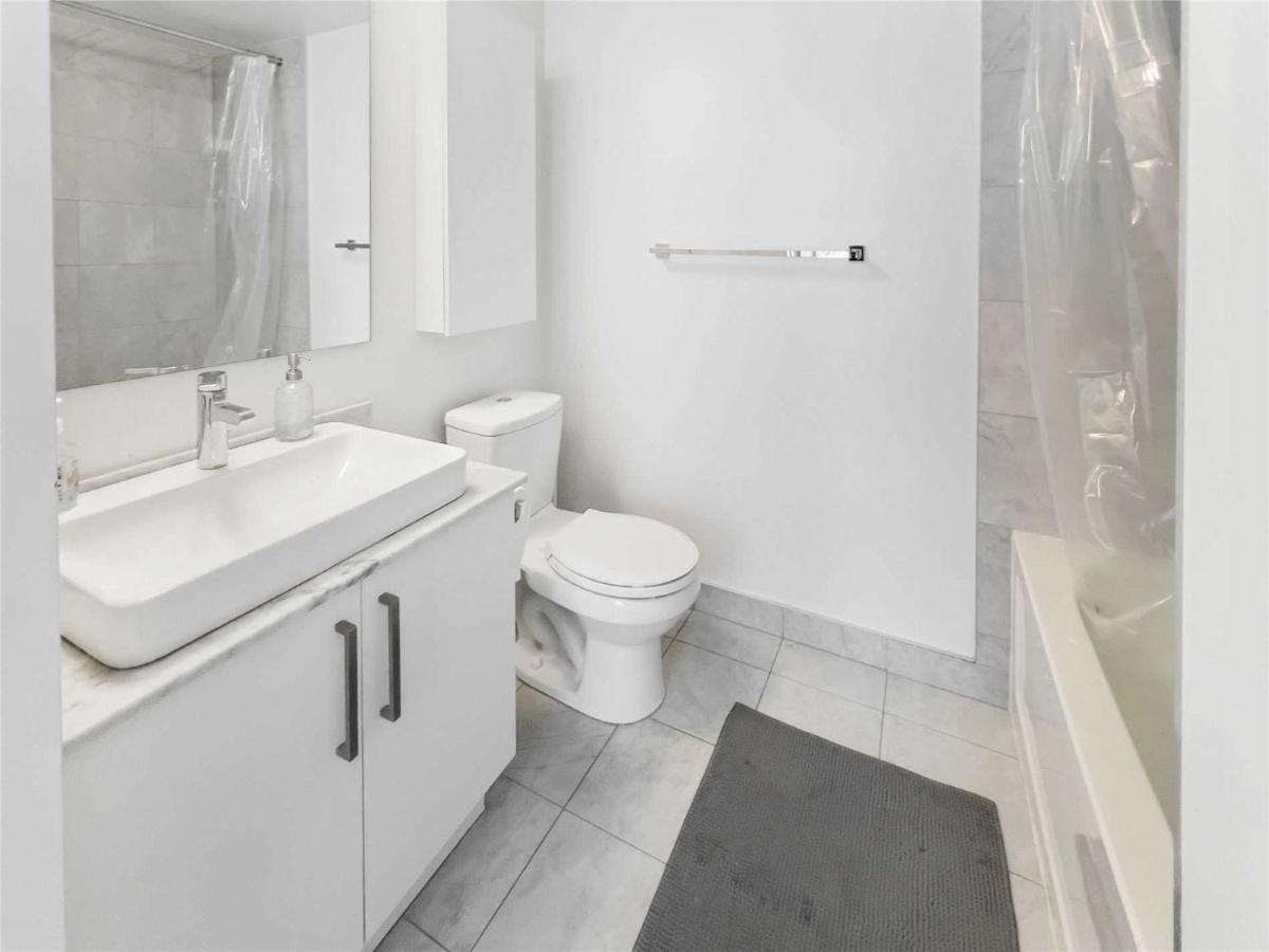 Luxury Condo In The Heart Of Toronto - Next To Scotiabank Arena Zewnętrze zdjęcie