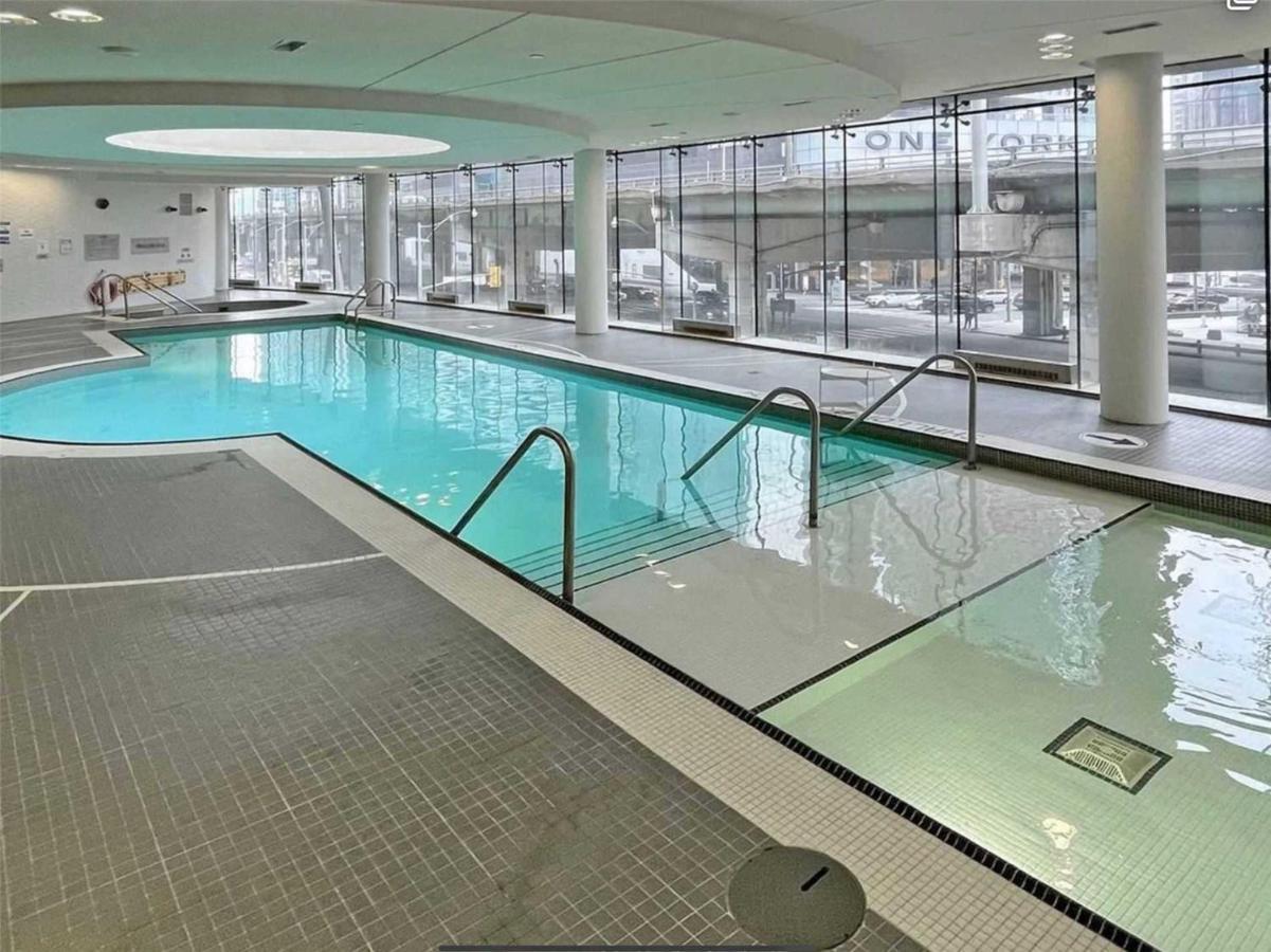 Luxury Condo In The Heart Of Toronto - Next To Scotiabank Arena Zewnętrze zdjęcie